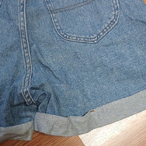 Riders by Lee Women's Classic Blue Jean Shorts 12 - Picture 3 of 6